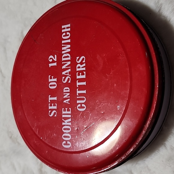 VINTAGE CHRISTMAS DECORATIVE ASSORTMENT BUNDLE - Picture 11 of 12